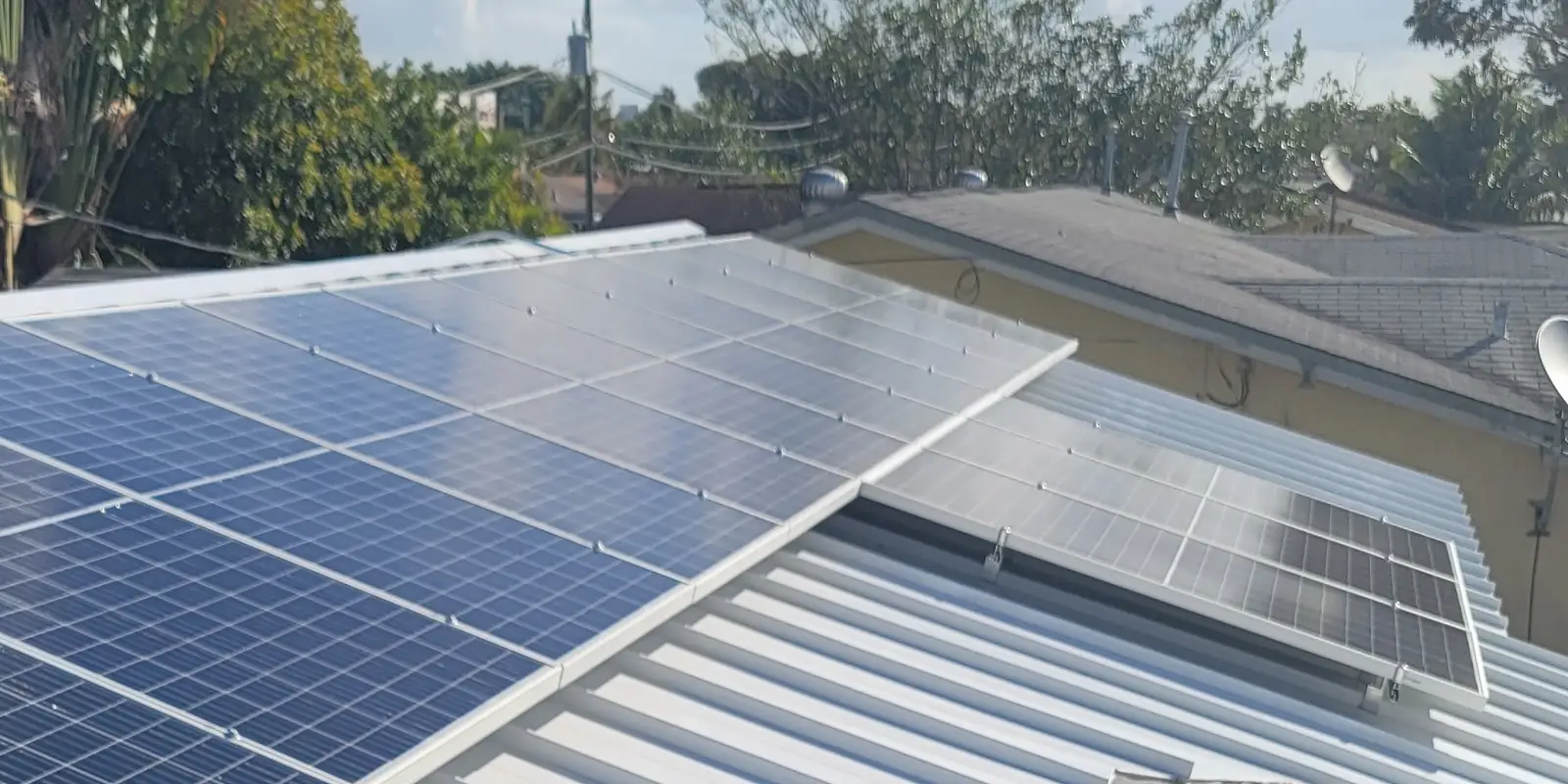 Solar and high-performance roof installation in Plantation FL